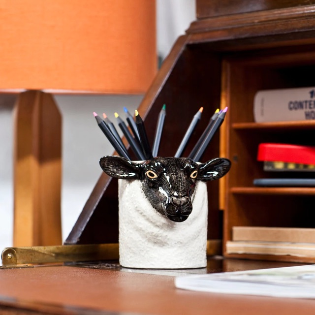 Black Faced Sheep Pencil Pot IMG 0326.jpg