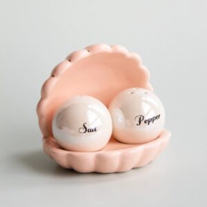 Yvonne Ellen Shell Salt and Pepper Shakers Yvonne Ellen Shell Salt and Pepper Shakers