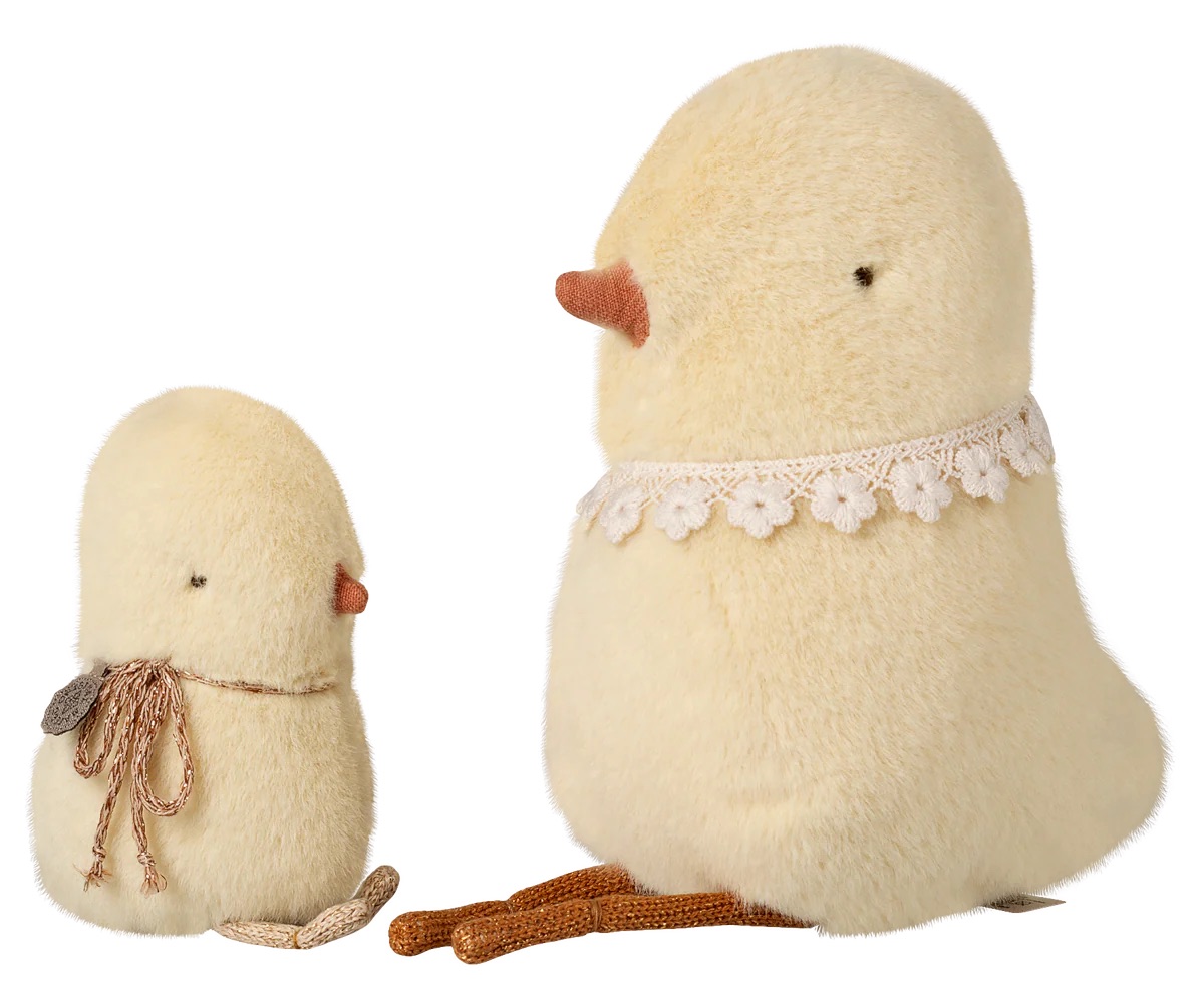 Chicken plush, Small 2 IMG 5647.jpeg