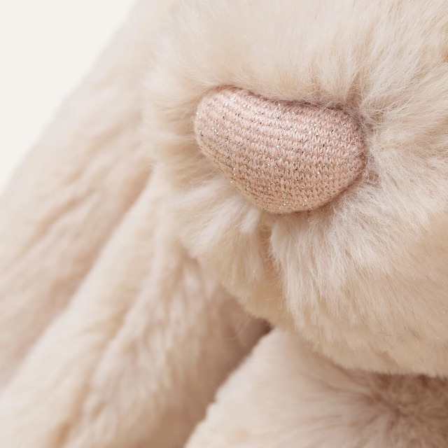 Jellycat Bashful Luxe Bunny Willow – Medium 2 IMG 1997.jpeg