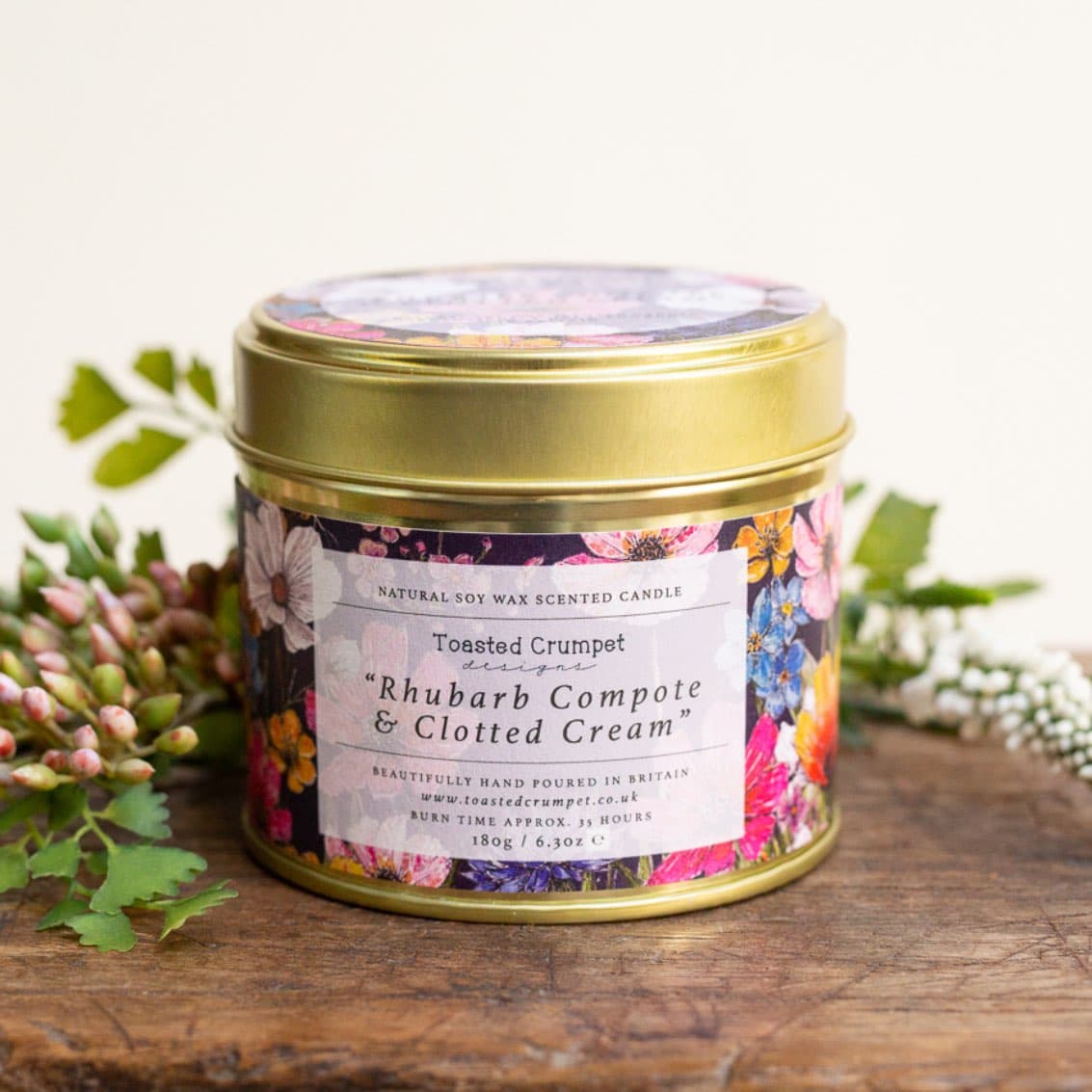 Rhubarb Compote & Clotted Cream Candle in a Matt Gold Tin IMG 4778.jpeg