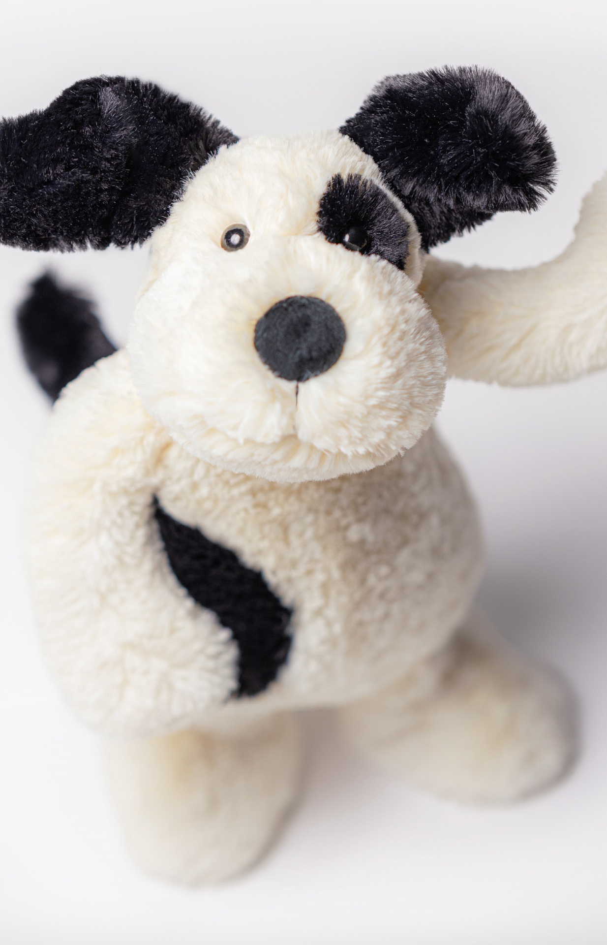 Jellycat Bashful Black & Cream Rufferty Puppy – small Jellycat Bashful Black & Cream Rufferty Puppy small
