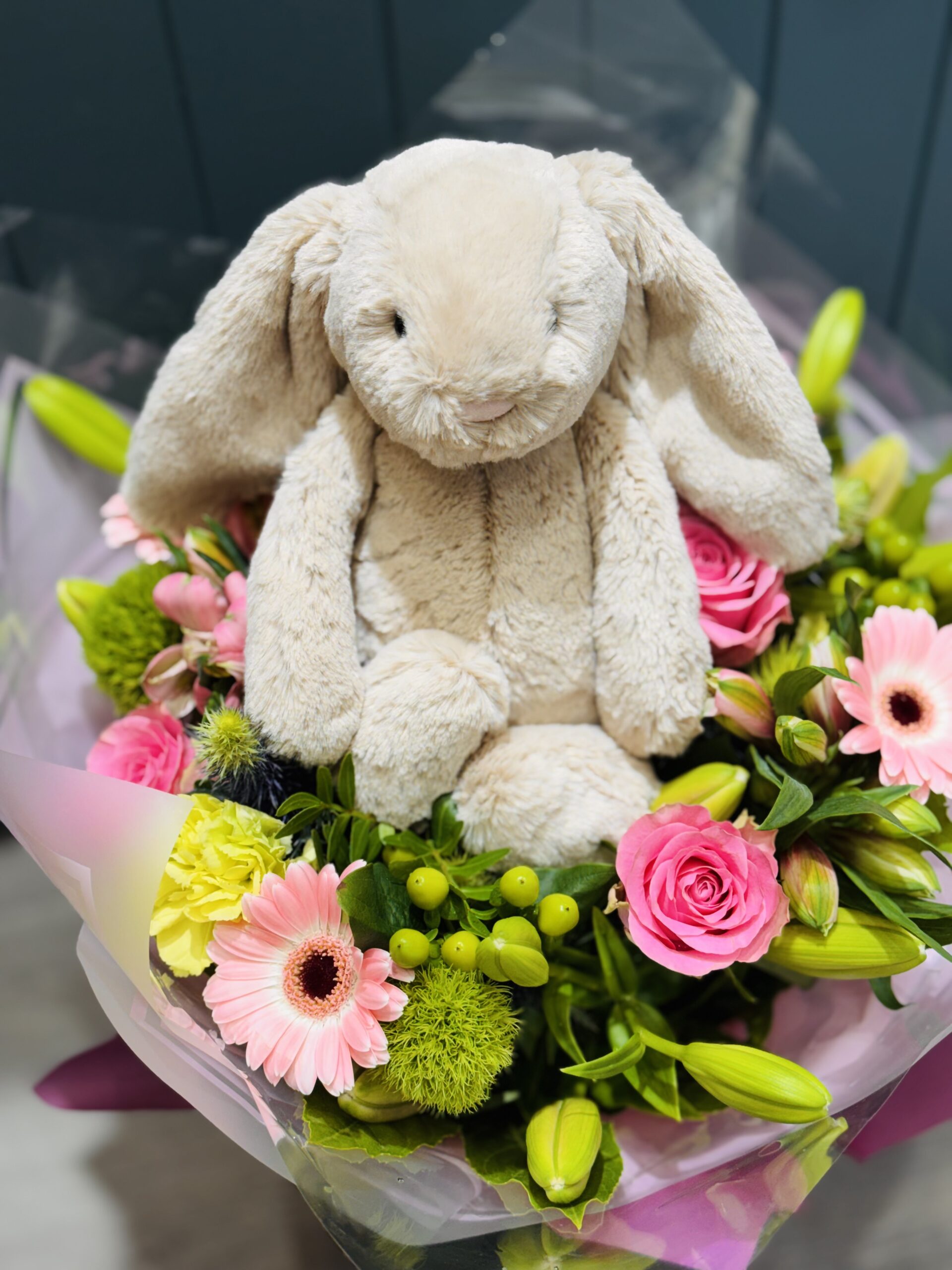 Jellycat & Fresh Flower Bouquet in Presentation Box 6 IMG 5951.jpeg