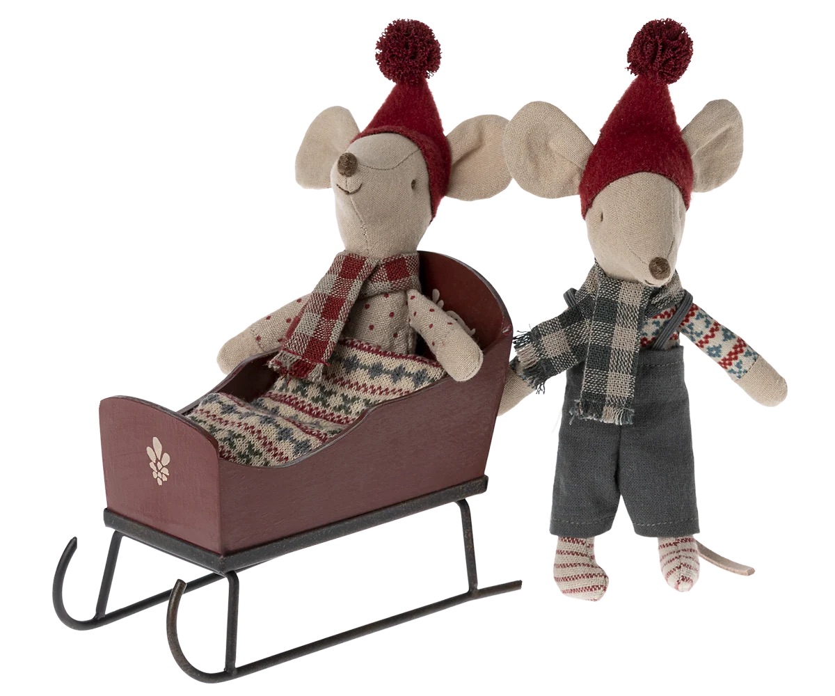 Sleigh, Mouse – Red 2 IMG 0487.jpeg