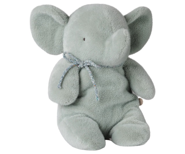 Elephant plush, Medium – Soft mint IMG 0799.jpeg