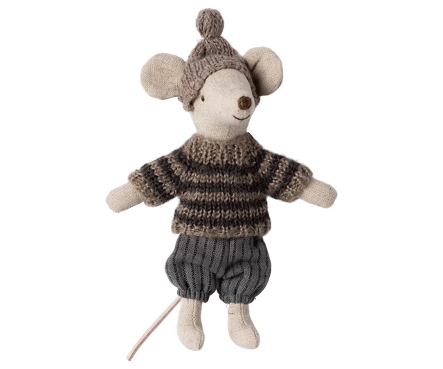 Winter mouse with ski set, Big brother – Grey 2 IMG 0817.jpeg