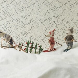 Winter mouse with ski set, Big sister – Rose Winter mouse with ski set, Big sister Rose