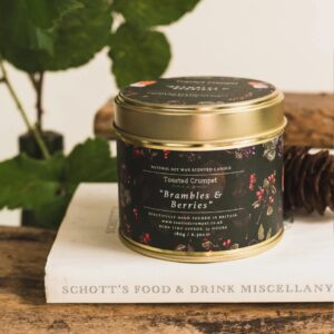 Brambles & Berries Candle in a Matt Gold Tin IMG 1307.jpeg